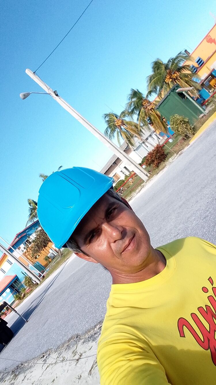  49488815  Sandor, 45 ,    Keluang