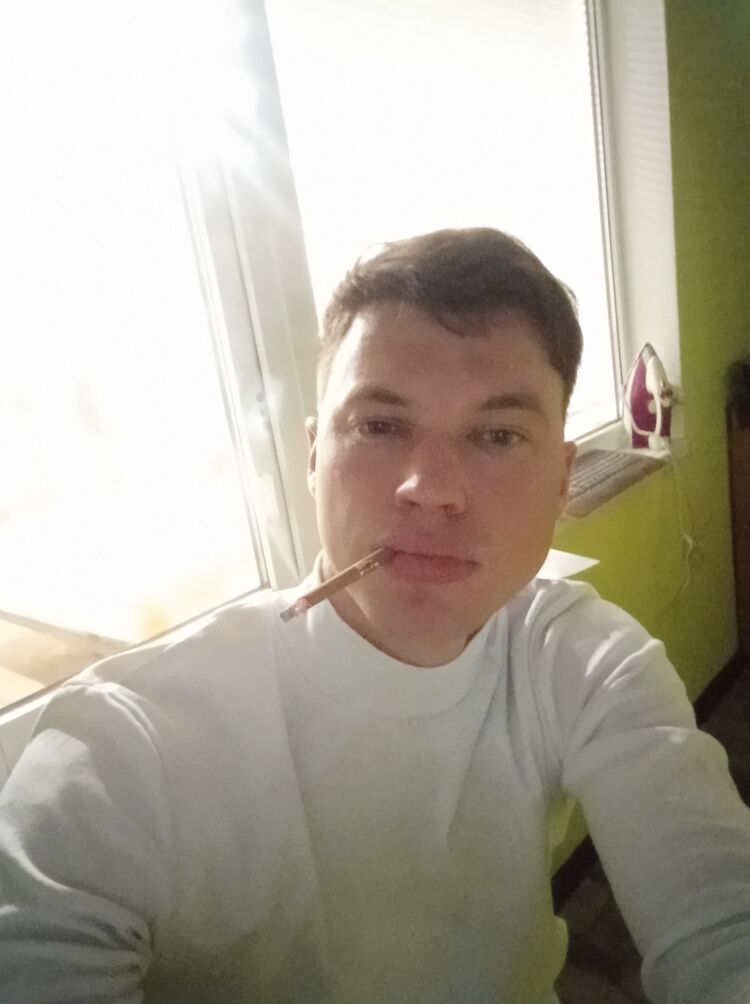 43899335  , 34 ,    