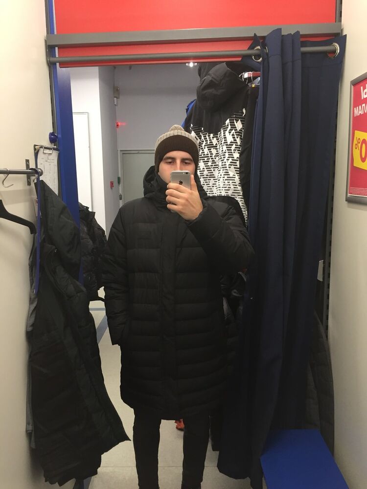  18899945  , 28 ,    -