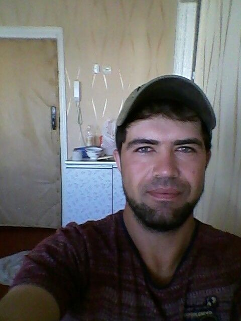  18305295  , 35 ,    