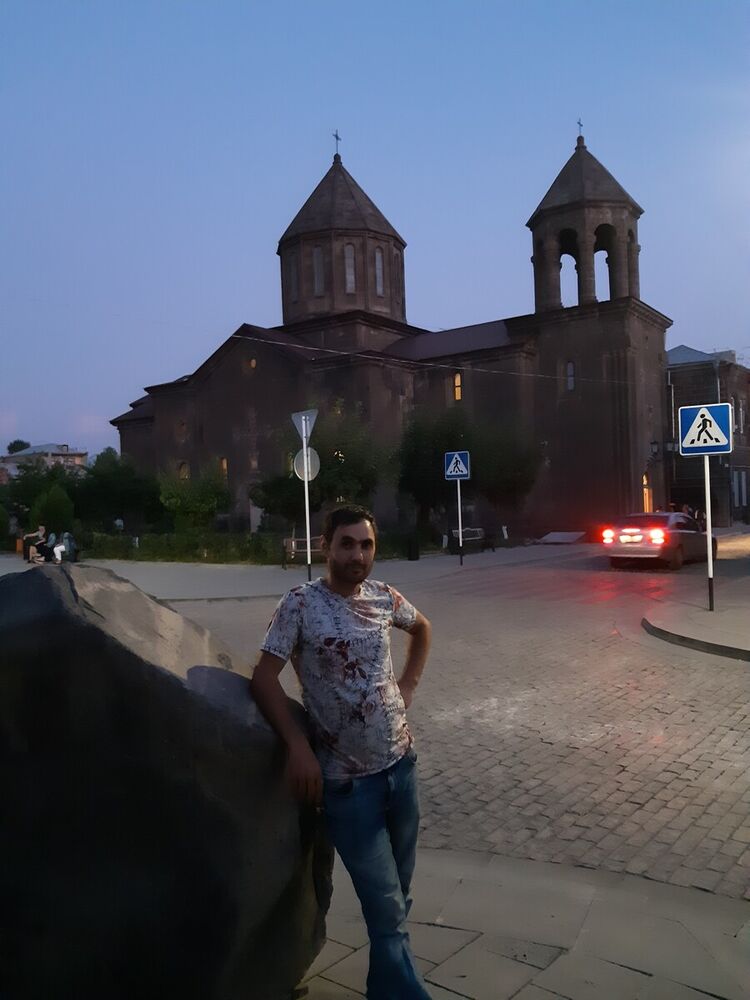  ,   Artak, 33 ,   ,   , c 