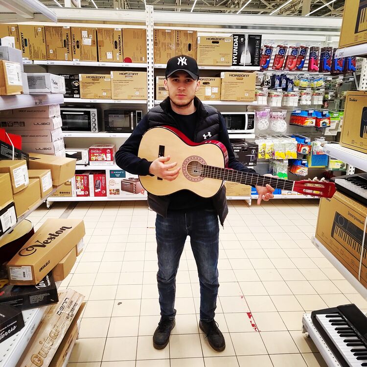  27811805  Donik, 27 ,     