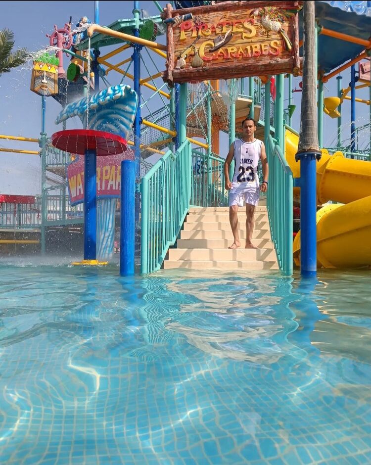  40625445  Sarvarbek, 29 ,    