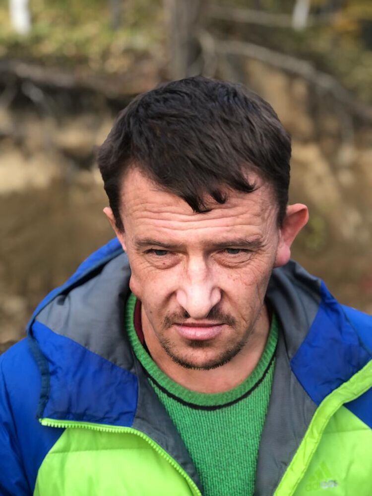  -,   , 42 ,   ,   