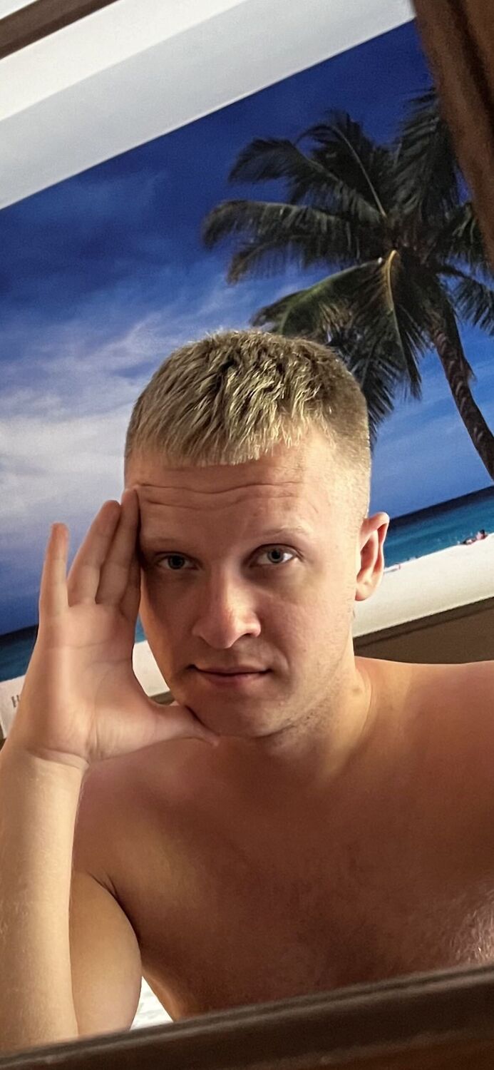  -,   Andrew, 34 ,   ,   , c 