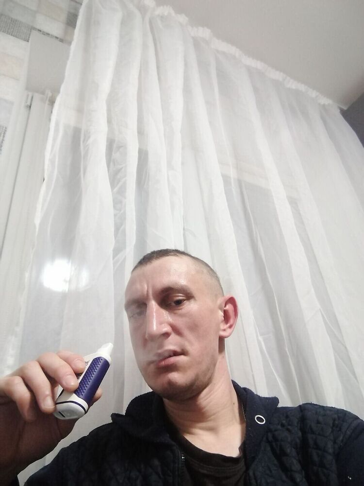  46098095  , 37 ,    