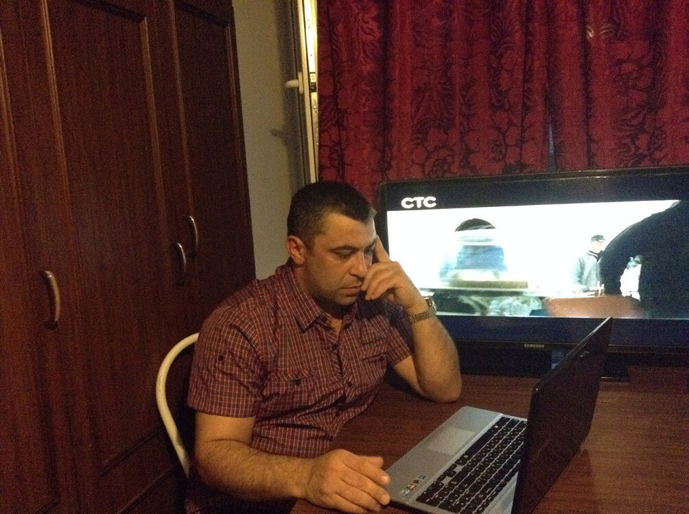  ,   Timur, 49 ,     , c 