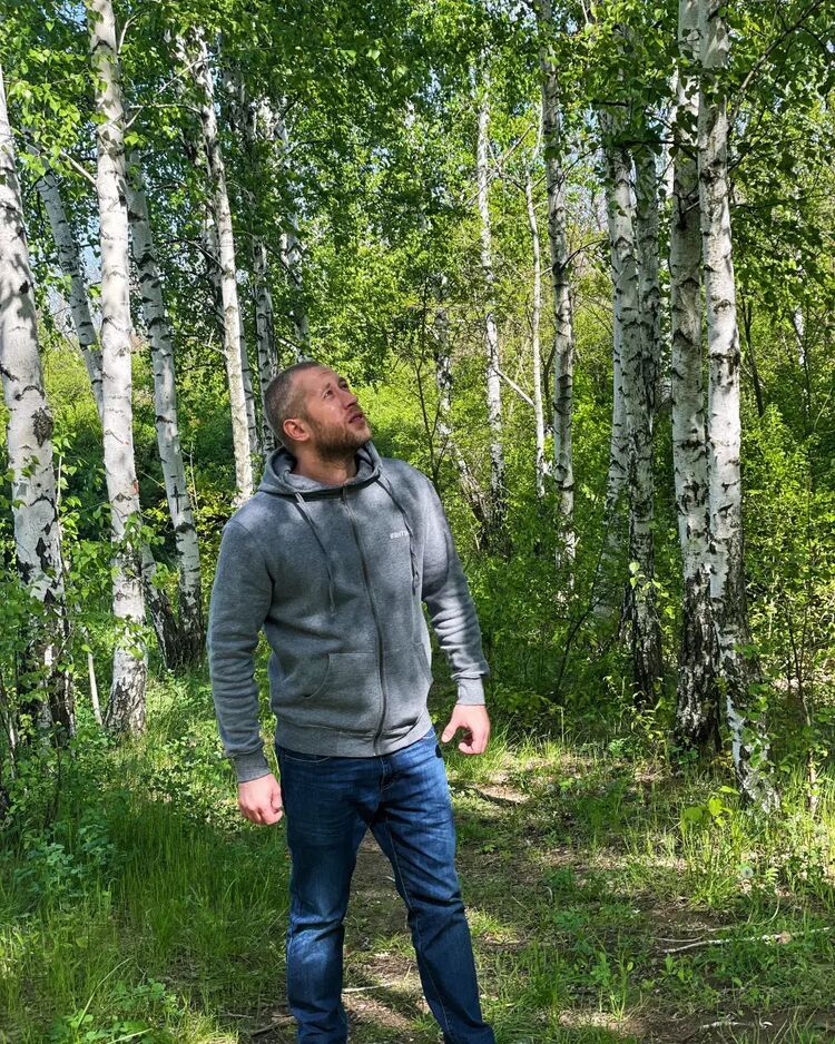  --,   , 37 ,   c 