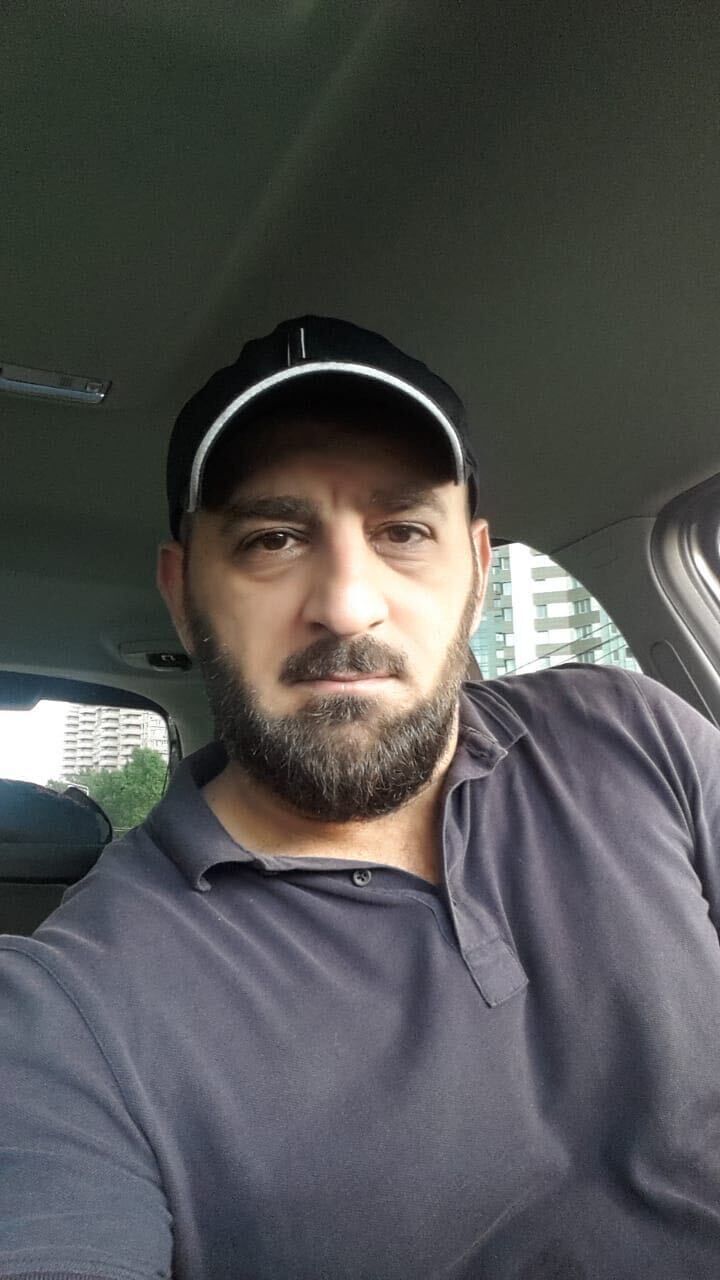  48316305  Umar, 39 ,    