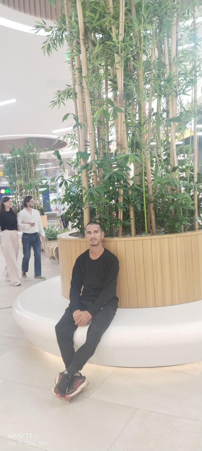  45781435  Akhtar, 27 ,     