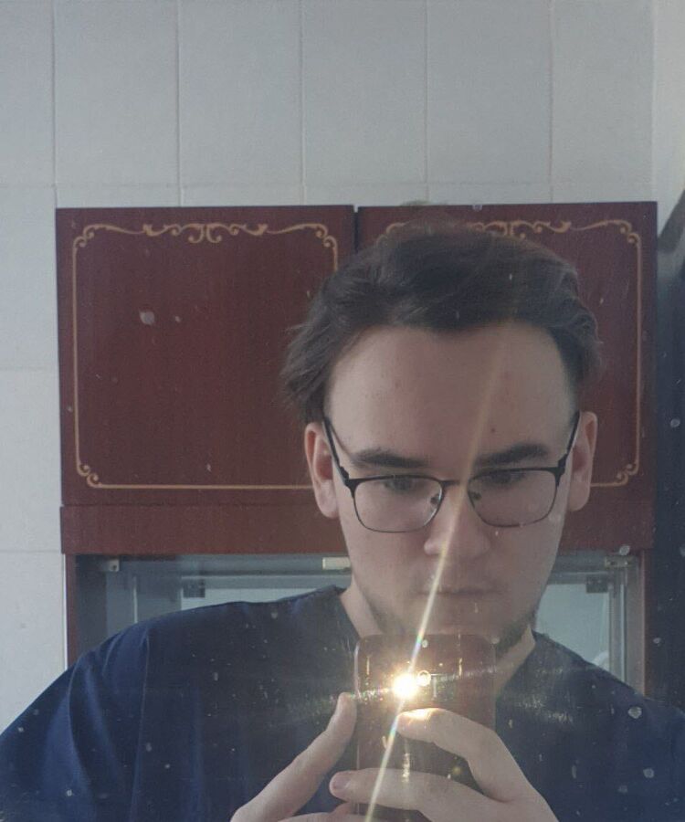  42966035  , 21 ,    