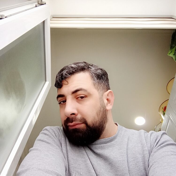  ,   Rufat, 38 ,   ,   