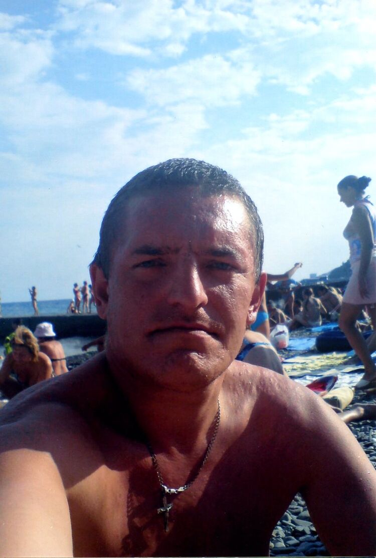  5003975  Sergej, 45 ,    