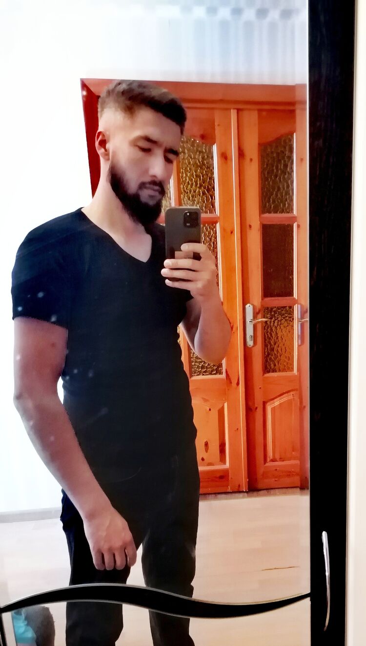  51847235  , 29 ,    