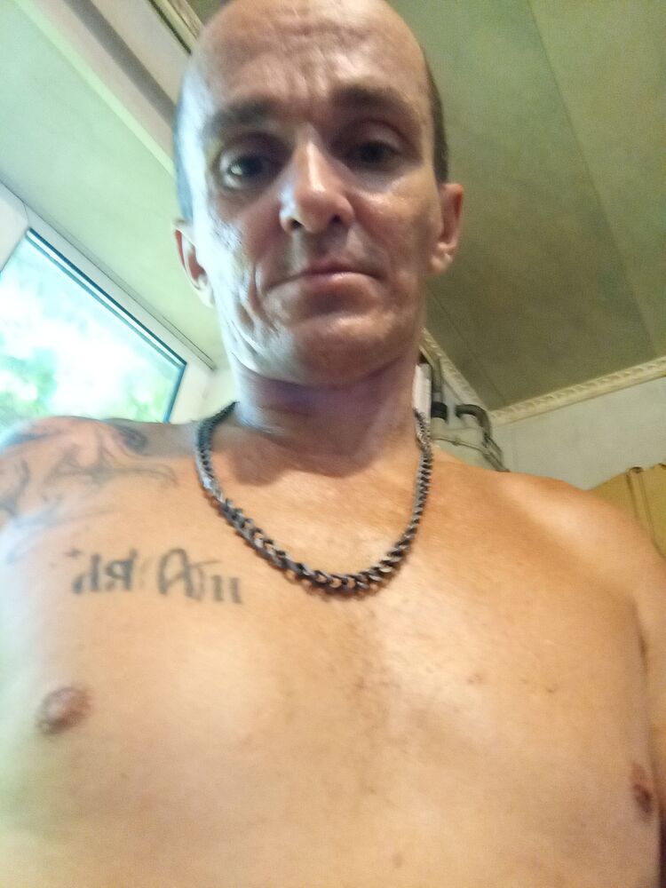 44552075  , 42 ,    