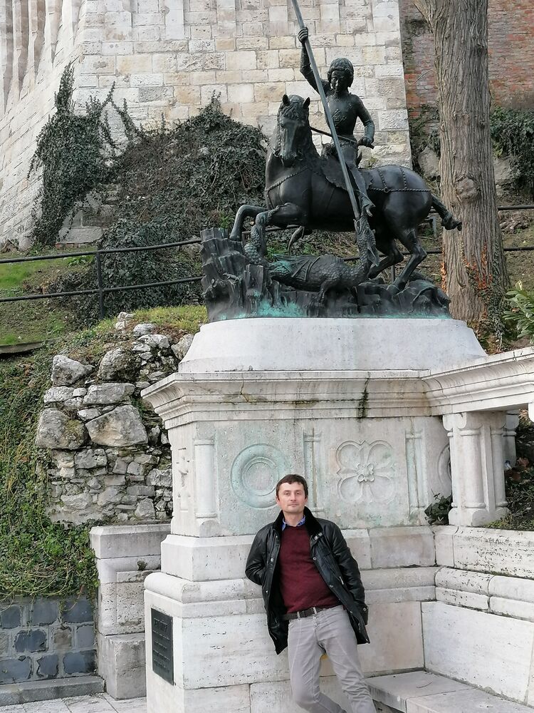  ,   Uriy, 43 ,   ,   , c 