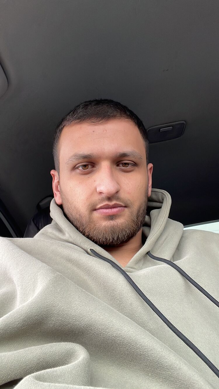  ,   Ali, 26 ,   ,   