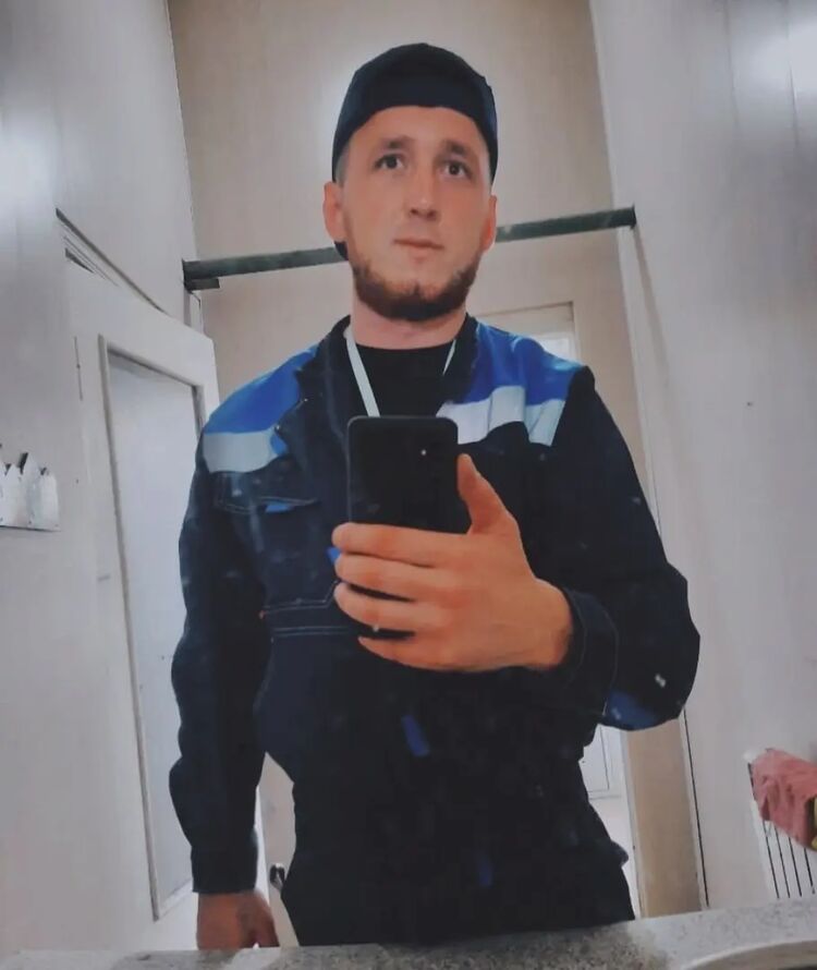  38729595  , 27 ,    