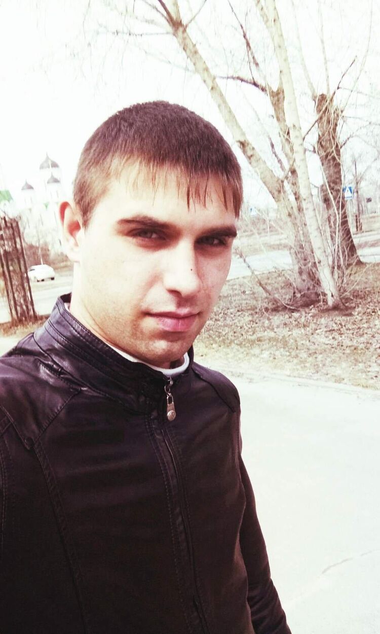  28567475  Artem, 30 ,    