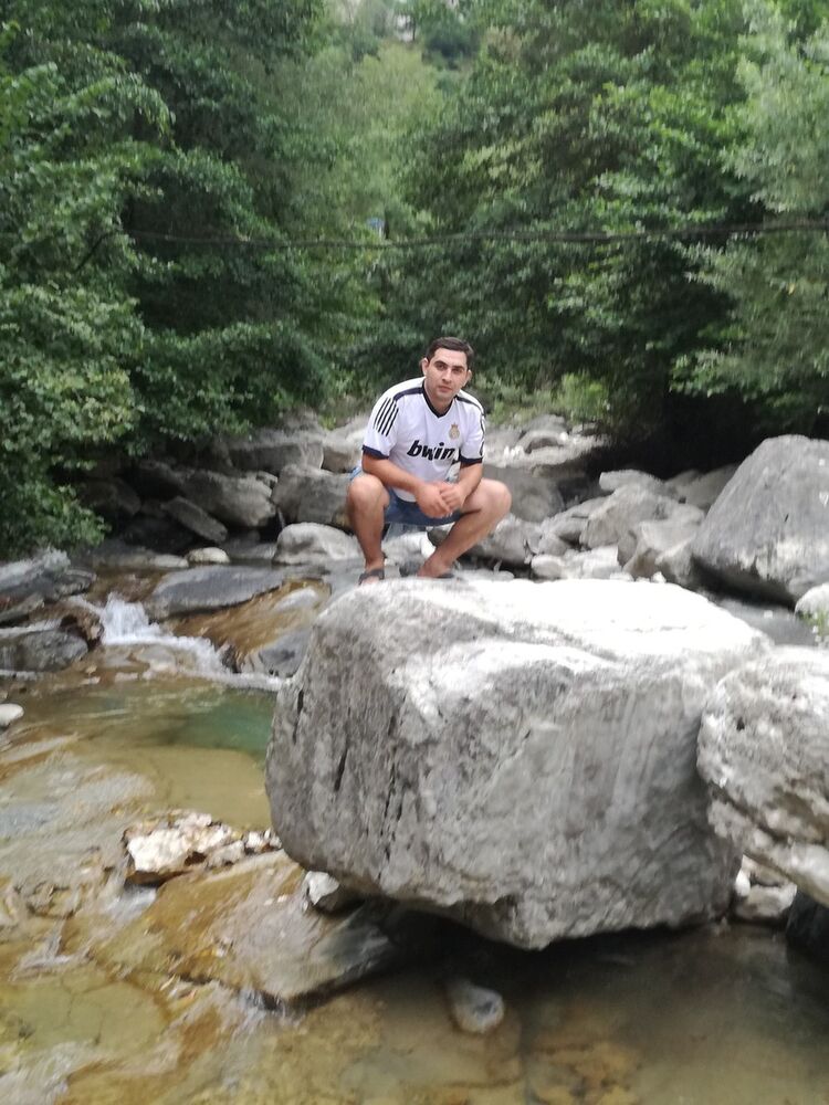  ,   Giorgi, 37 ,   