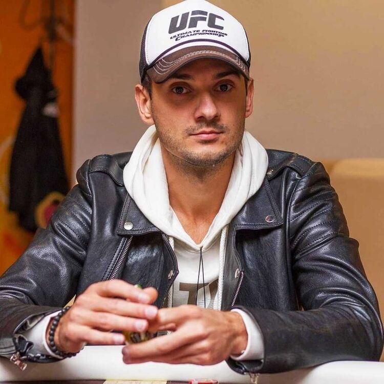 ���� 16049695 ������� ����, 37 ���, ���� ���������� � �����