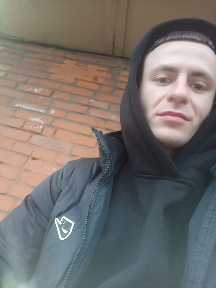 48715345  , 28 ,    
