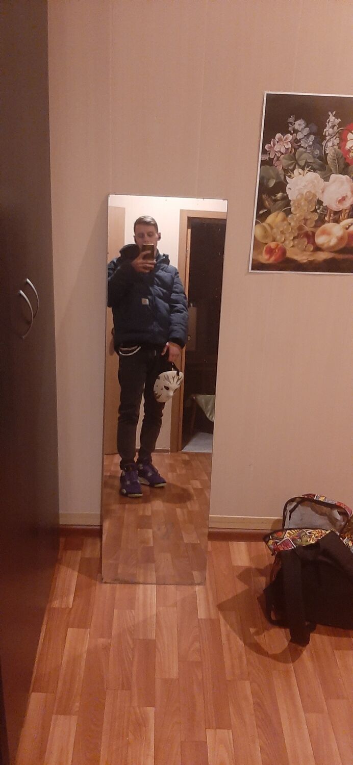  33179445  , 28 ,    