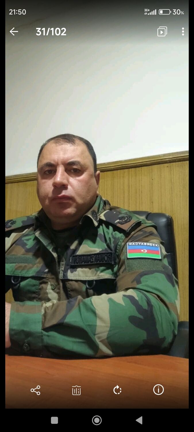  52653505  Roma, 40 ,    