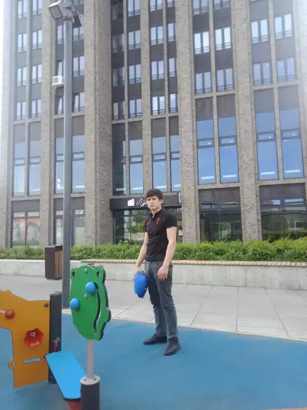  20788775  Obidjon, 33 ,    