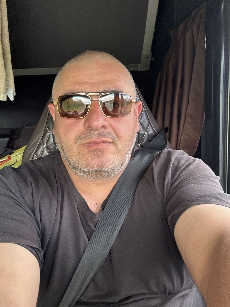  53909765  , 41 ,    --