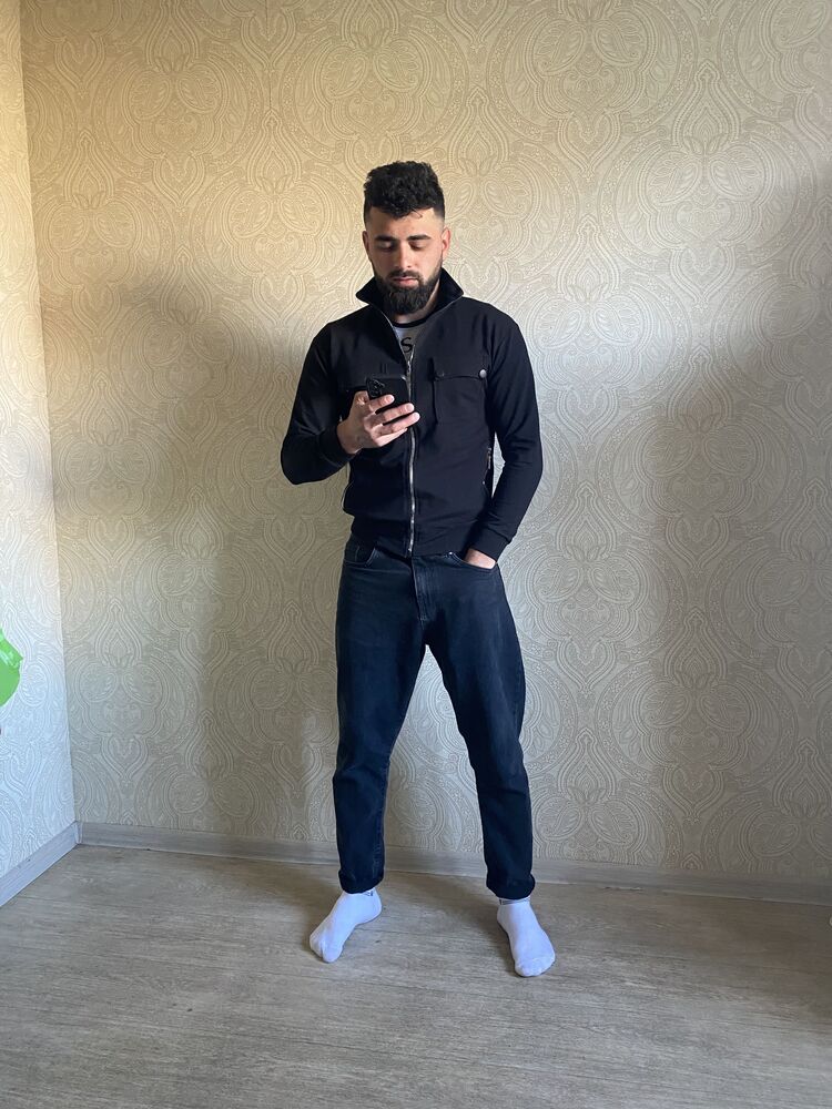 44583775  , 26 ,    -