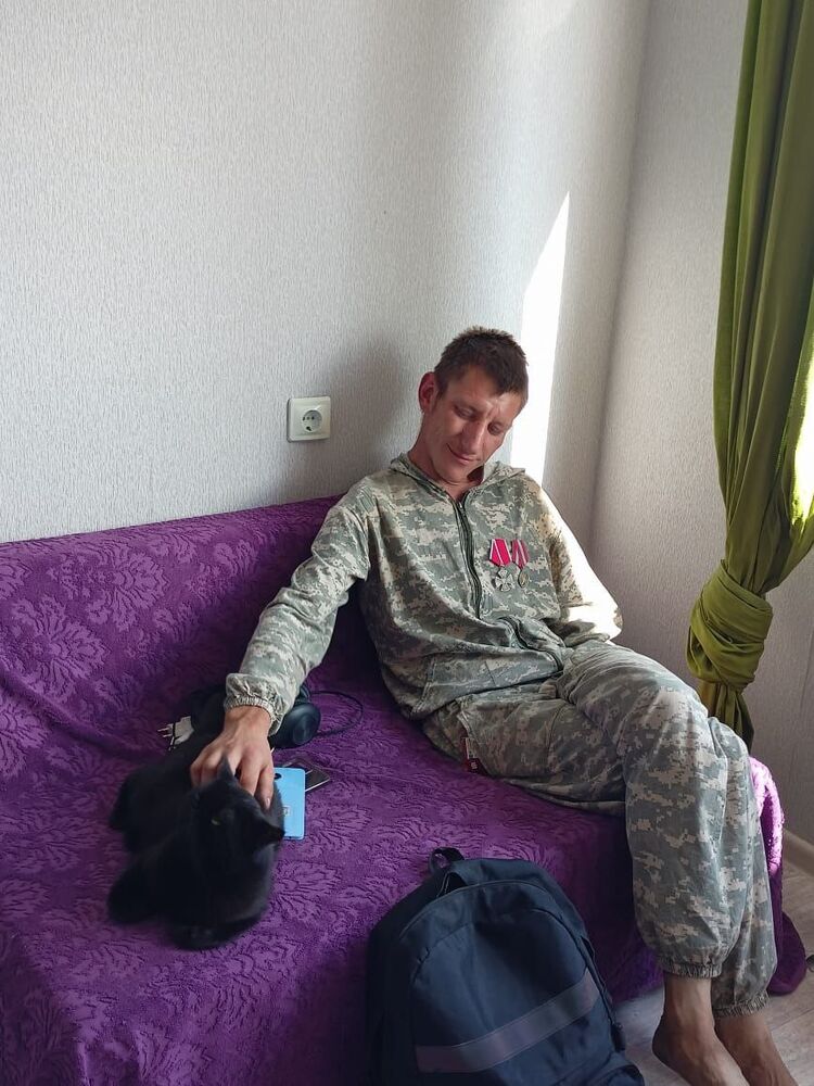  52919405  , 34 ,    --