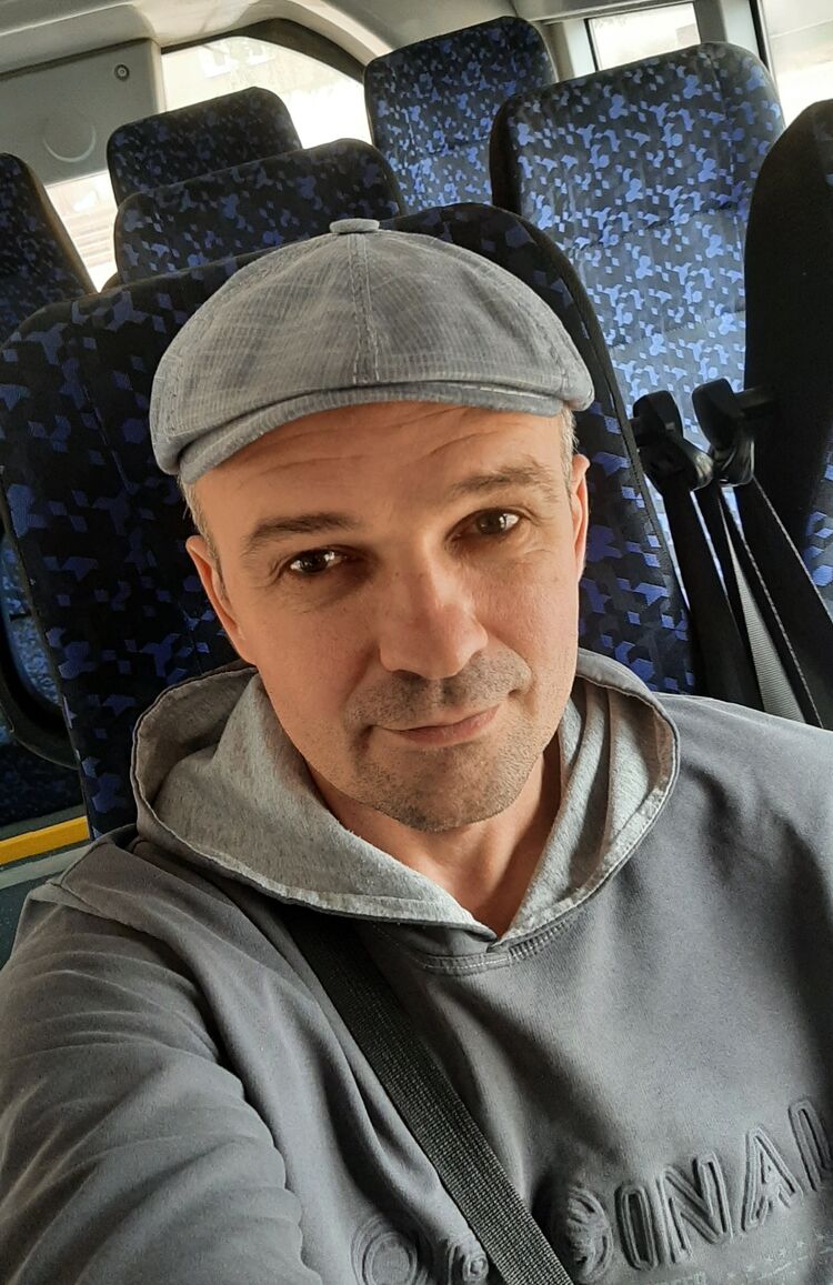  34989345  , 43 ,    