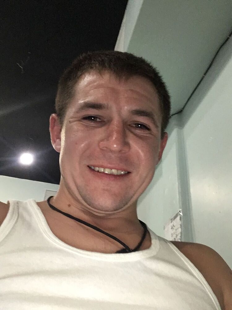  44370365  , 32 ,    
