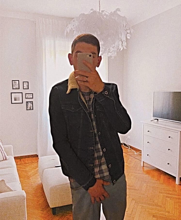  31144575  , 22 ,    