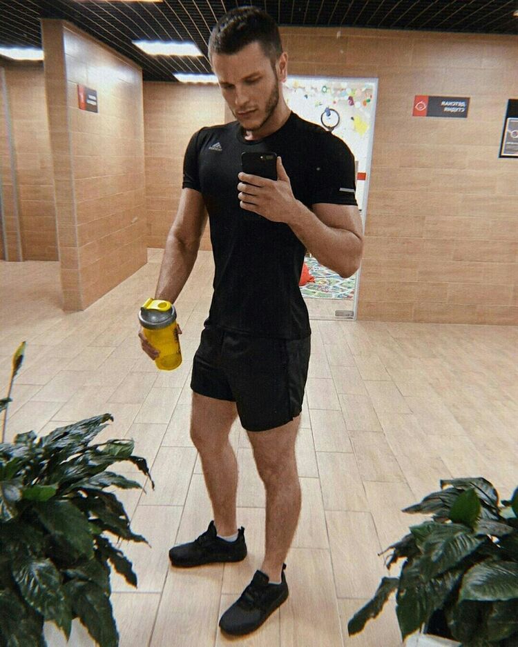  -,   , 33 ,  