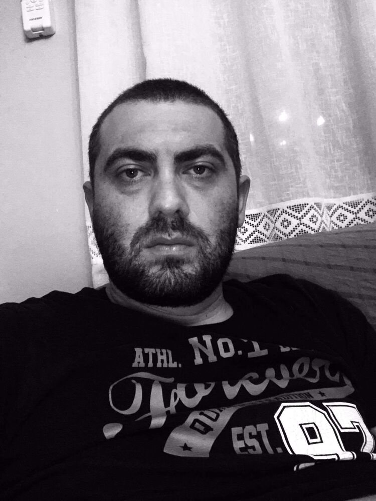  45781455  Maxo, 38 ,    