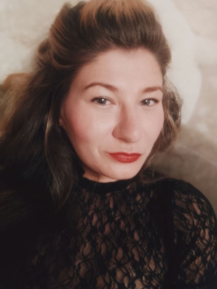  45049705  , 32 ,    -