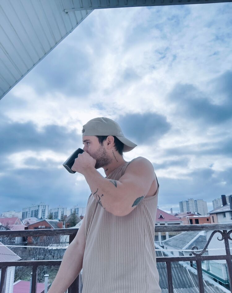  ,   Maks, 27 ,   ,   