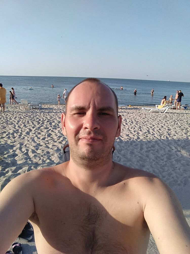  31486125  Igorwerder, 44 ,    