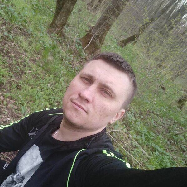  47493845  , 34 ,    