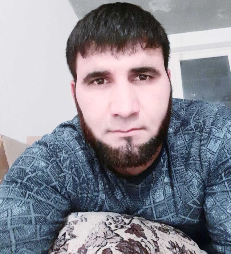  44318515  , 41 ,    
