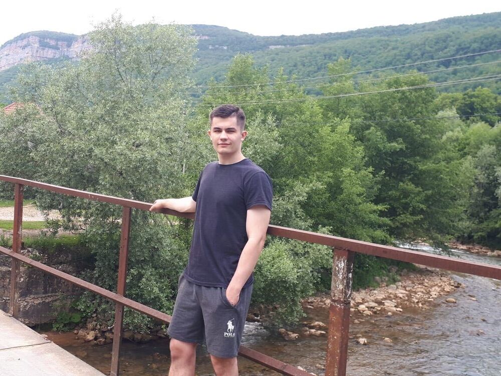  28627715  , 25 ,    --