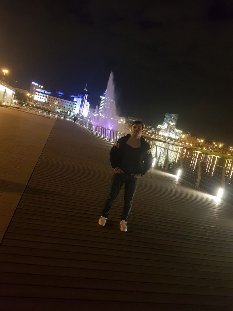  ,   Behruz, 37 ,   ,   , c 
