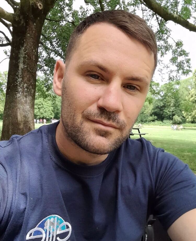  ,   Michael, 46 ,   ,   