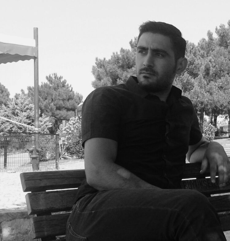  7233245  Gokhan, 37 ,    