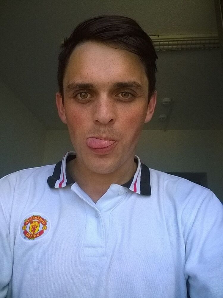  ,   Artem, 37 ,   ,   , c 