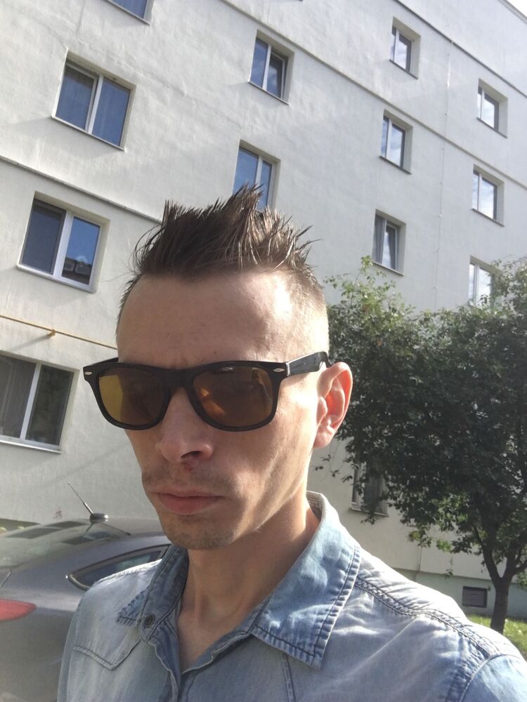  28555235  , 36 ,    