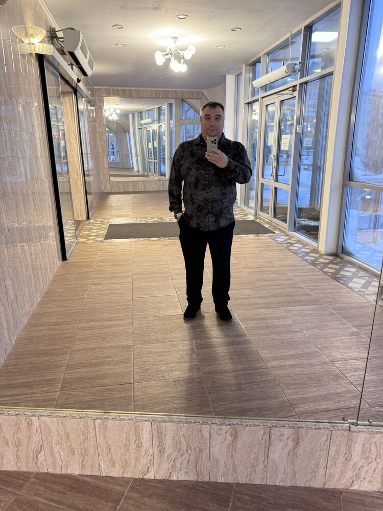  52908095  , 38 ,    