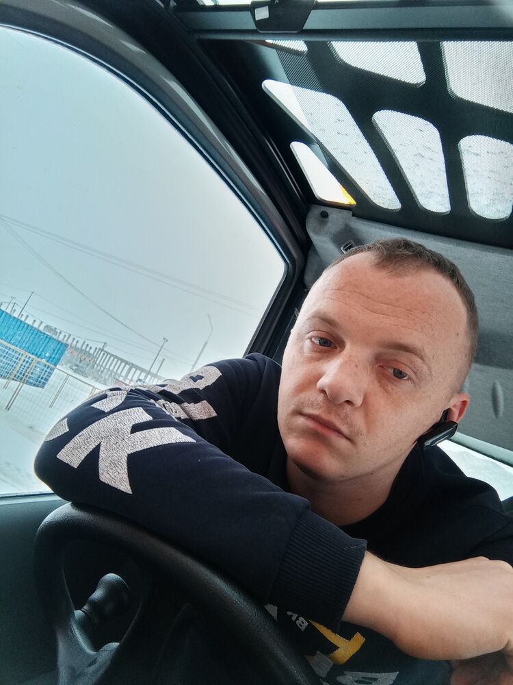  41223545  , 27 ,    